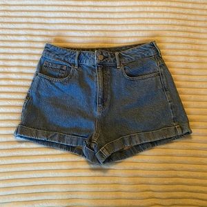 MAKE AN OFFER!!- PacSun Mom Shorts